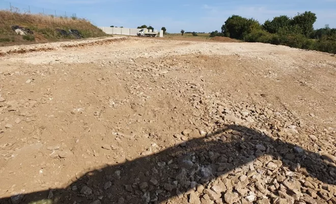Terrassement de terrain pour construction de maison, Melle, Monsieur NICOLAS BONNET
